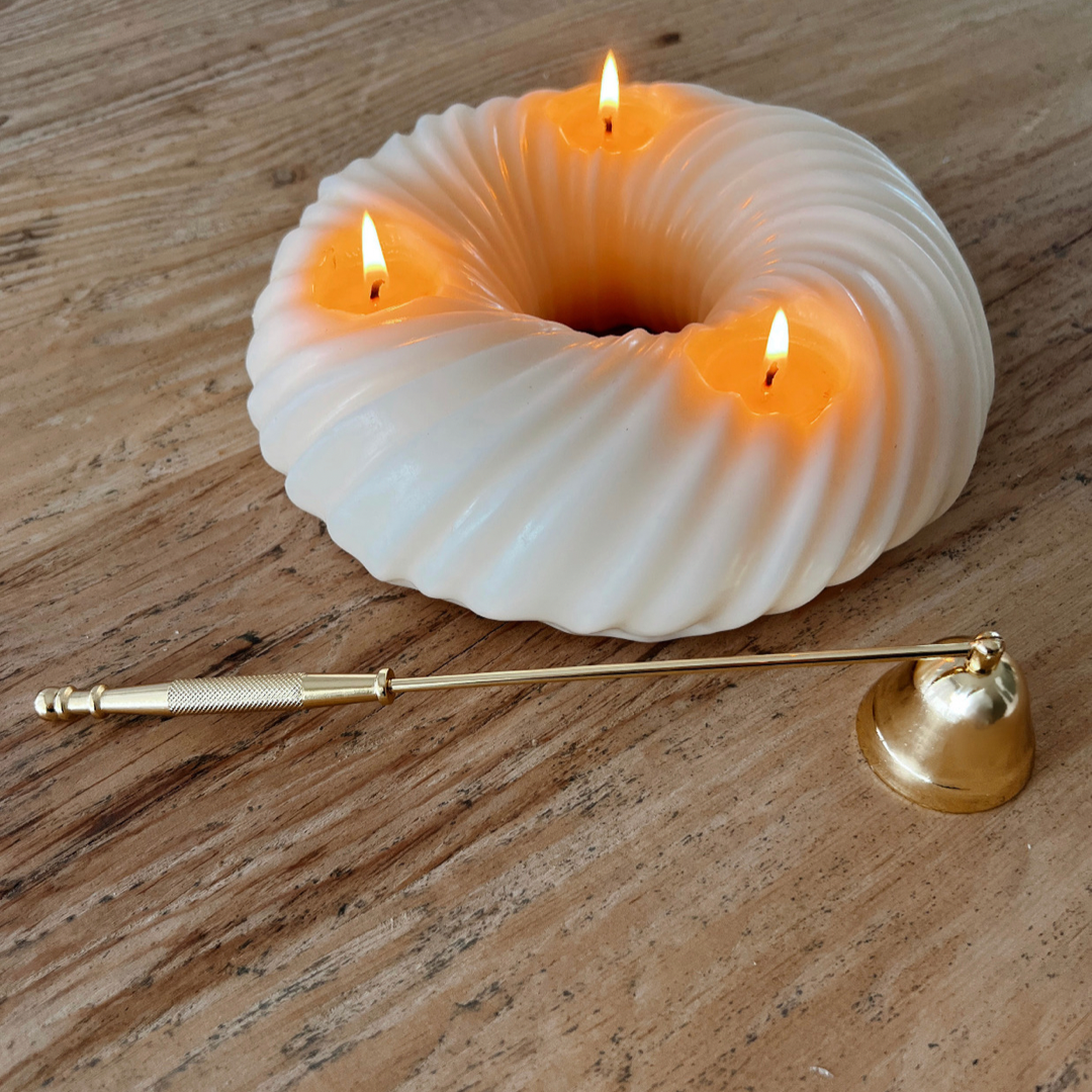 gold snuffer