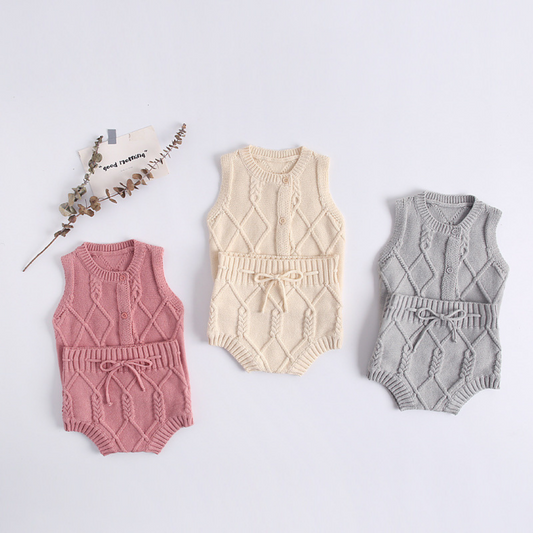 Knitted top with shorts 3piece